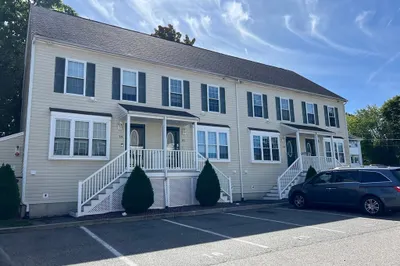 17 Foster St #14
