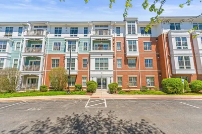 3 Repton Cir #3407