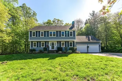 15 Emerson Cir 1