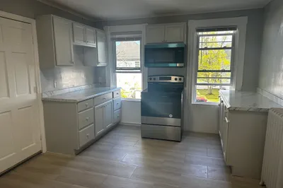 4 Howard Ave #2 1