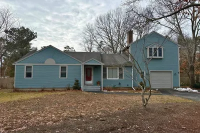 36 Hood Dr 1