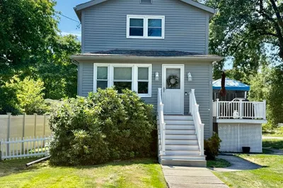 30 Greenfield St