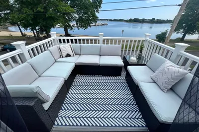 49 Avalon Ave #49