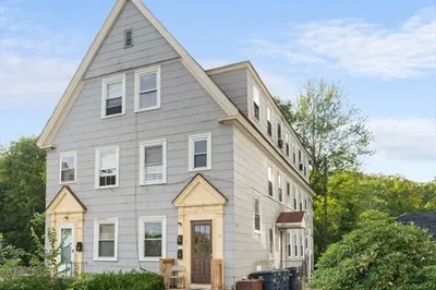 15 Twine Hurst Pl 1