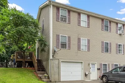 55 Brier St #55 1