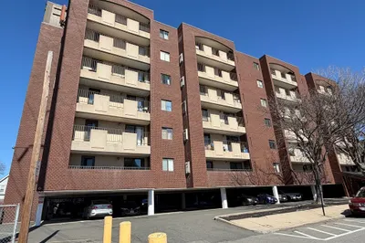 39 Parlin Street #203 1