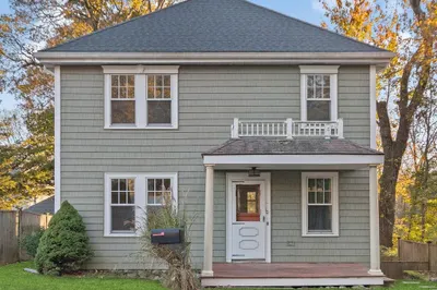 10 Greenwood Lane