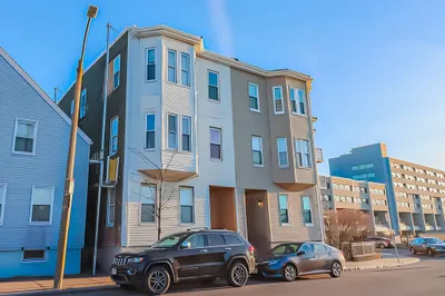 5 Condor St #3 1