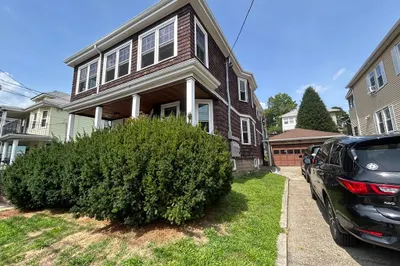 87 Woods Ave #1
