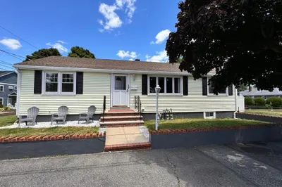 17 Grover St 1