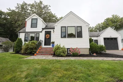 140 Burgess Ave 1