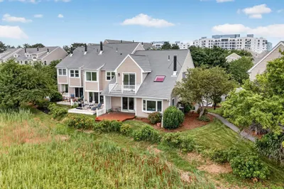 19 Schooner Ln #19 1