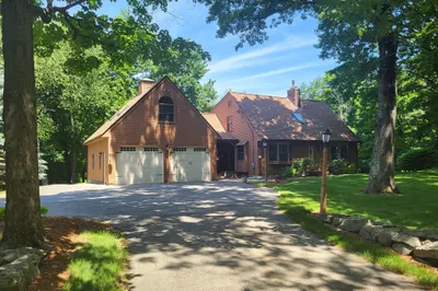 250 West St