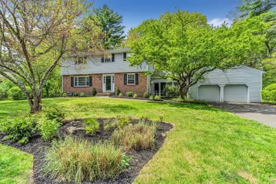 4 Fairway Road 1