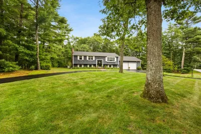 26 Delorenzo Drive 1