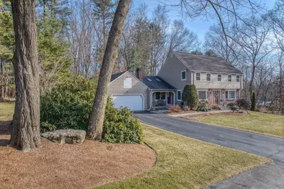 28 Clover Hill Drive 1