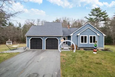 17 Strawberry Ln 1