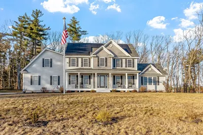 128 Warner Ave 1