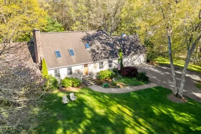 426 Pine Hill Rd 1