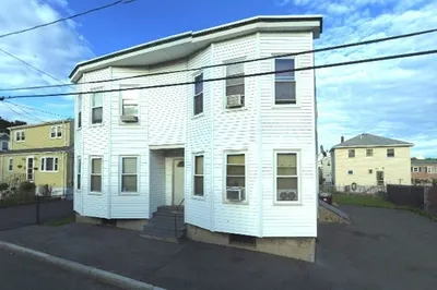 76 Stowers St #Right 1