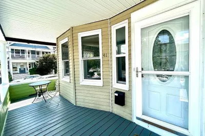 41 Dunbar Ave #1 1