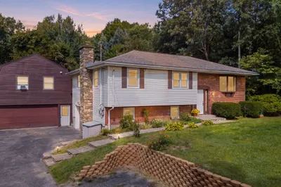 106 Woodland Street 1