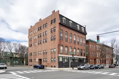 356-358 Main Street #1 1