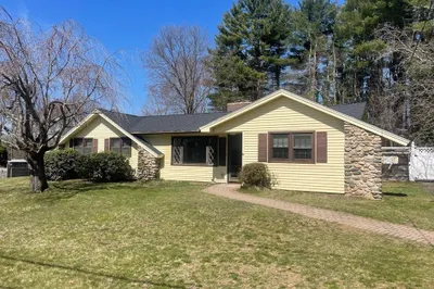 10 Wilbur Dr