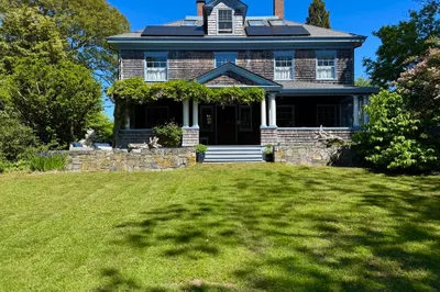 10 Quissett Ave 1
