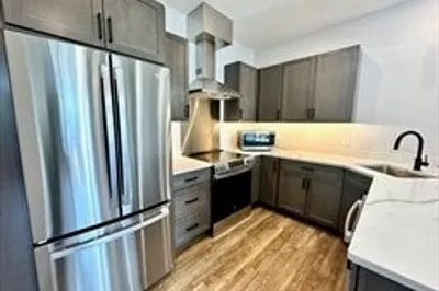 21 Summer St #205