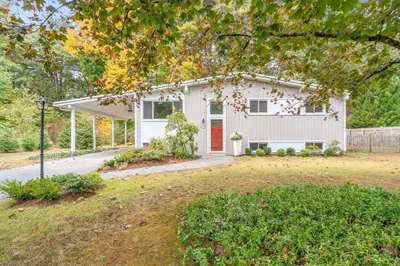 65 Robbins Rd 1