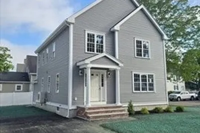 82 Carroll Ave 1