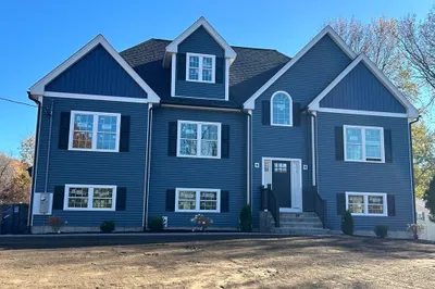 15 Forest St