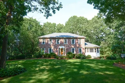 43 Homeward Ln 1