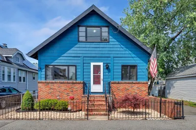 11 Tobin Ave