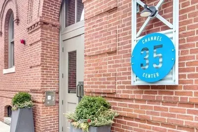 35 Channel Center St #301