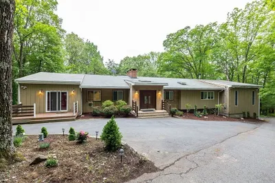 541 Edmands Rd