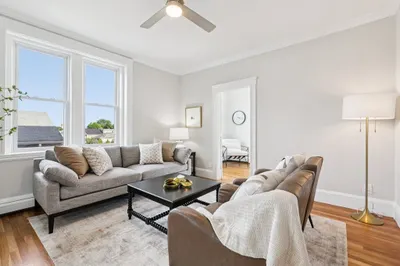 105 Cummings Ave #2