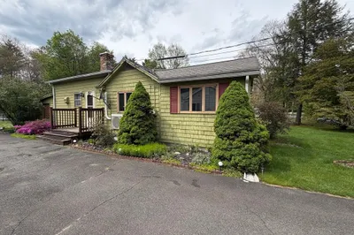 88 Newell Pond Rd