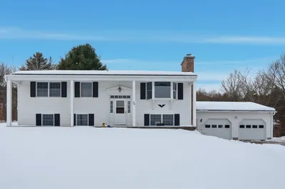 32 Homestead Ave 1