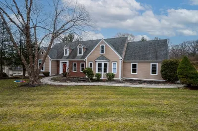 22 Wachusett View Drive