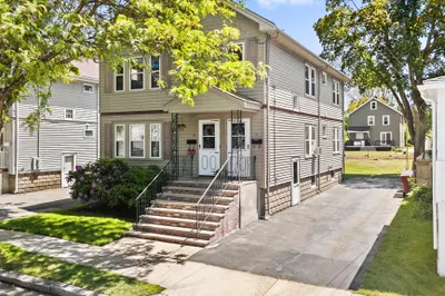 21-23 Tappan St