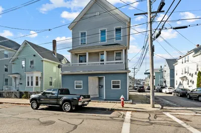 63 Crapo St