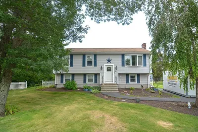 540 Tiffany St 1