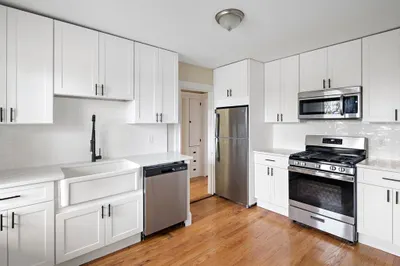 23 Thelma Rd #PH 1