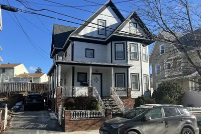 16 Hampshire St