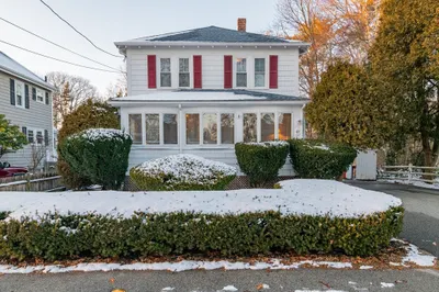47 Academy Ave 1
