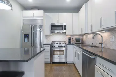 111 B St #5