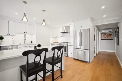 269 Webster St #3