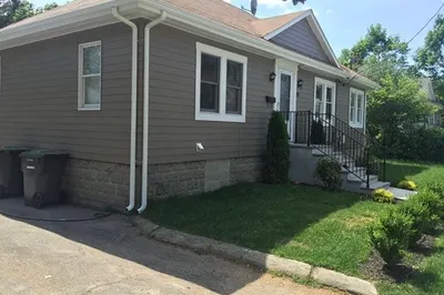 49 Hooper Rd 1